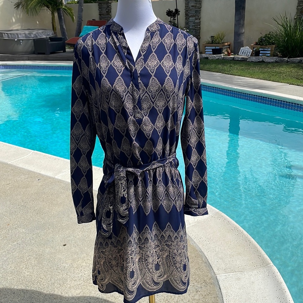 Carlson navy paisley lightweight midi dress | Size Small